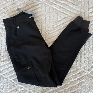 Figs Zamora Black Jogger Scrub Pants